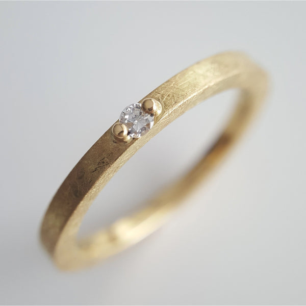 Kempkens-Atelier-Ring-Zweikorn-Brillant-Gelb-Gold-eismatt