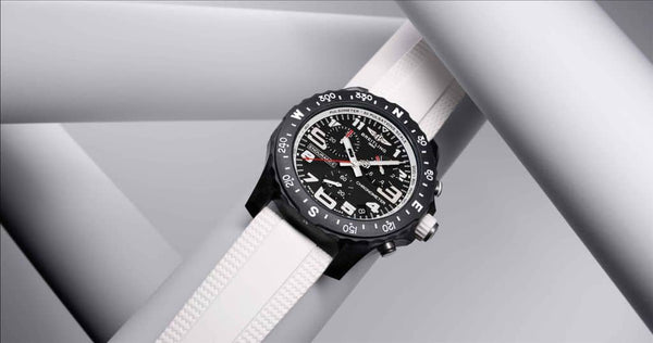 X82310A71B1S2_Breitling_EndurancePro-44-superquarz-weiss_Stil-life_Kempkens-Juweliere