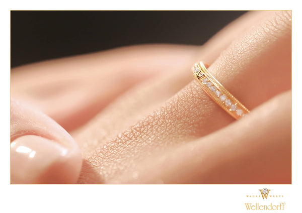Ring - Julie